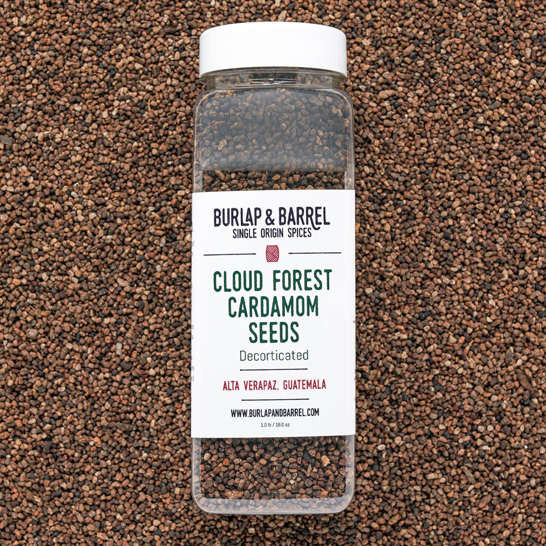 Foodsevice Container of Cloud Forest Cardamom Seeds - Burlap & Barrel Single Origin