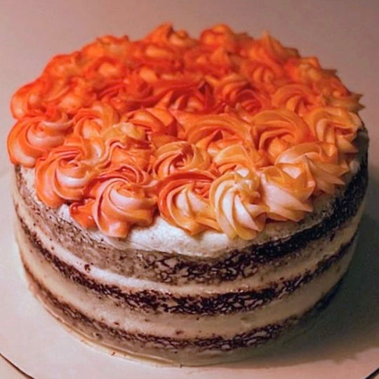 Spiced (Carrot) Cake with Apple Filling and Cream Cheese Frosting