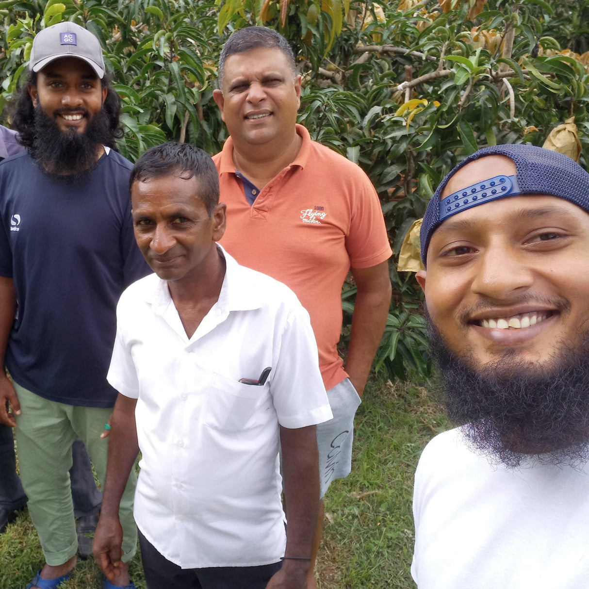 Roasted Curry Partner farmers in Sri Lanka - Burlap & Barrel